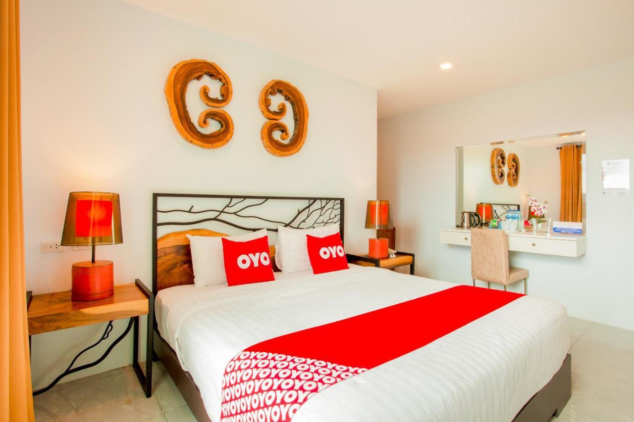 De42 Hotel Кату Екстериор снимка