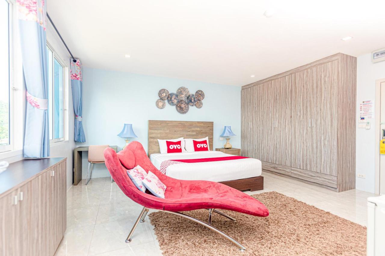 De42 Hotel Кату Екстериор снимка